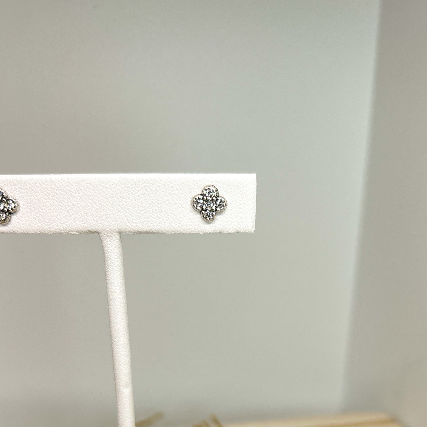 Crystal Flower Ear Stud III