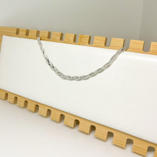 Triple-Strand Choker